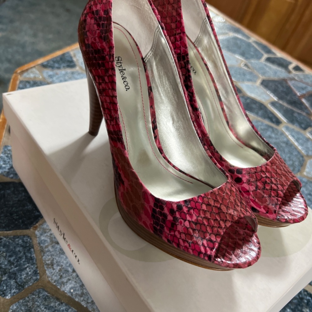 Style & co heels - Picture 2 of 4